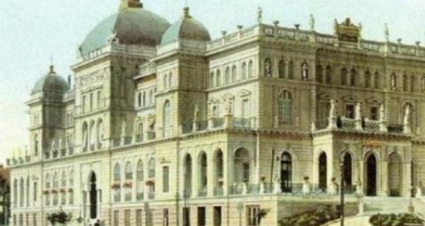 Το κτίριο που βλέπετε δεν βρίσκεται στη Βενετία. Κάποτε ήταν το «κόσμημα» της Αθήνας!