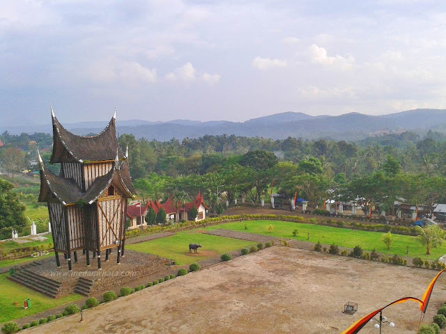 Kemegahan Istano Basa Pagaruyung, Sumatera Barat