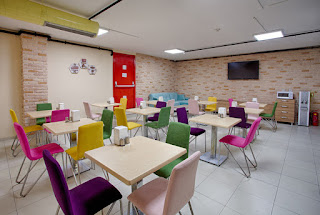 Tugce Nin Kaleminden Yakamoz Yurtlari Besiktas