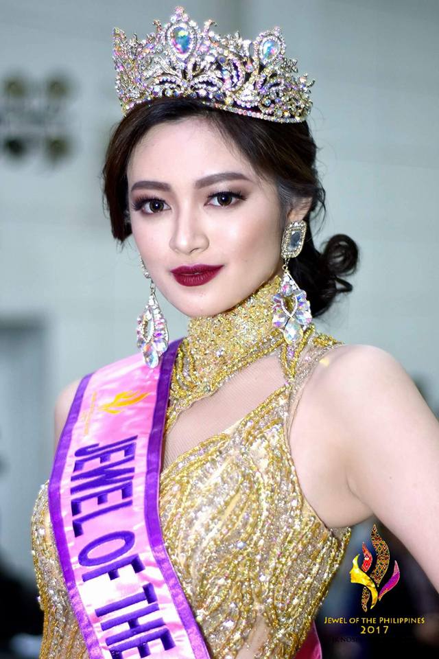 James Charles in 2017: The Photo Jewel Who Redefined Beauty’s Cultural Moment