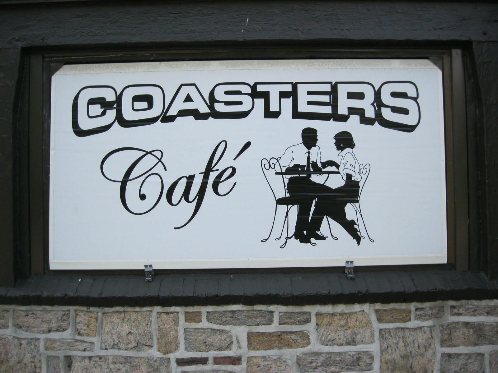 Capturing Staten Island The Gallery, with Coasters Cafe on Van Duzer St.