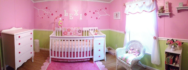 Image chambre bébé fille rose