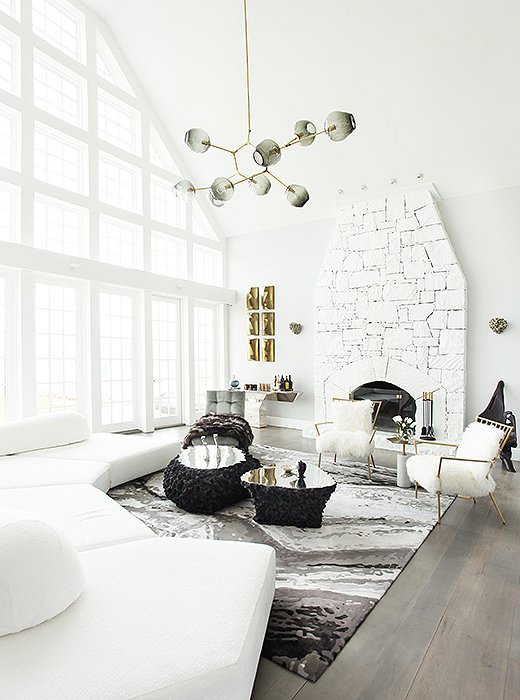 Inside a Glam Home on the Hudson