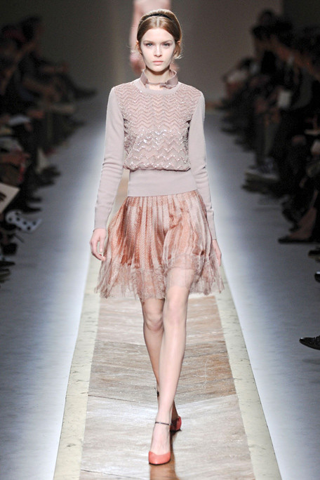Things Lovely: More Valentino {Runway, Fall 2011 Ready-to-Wear}