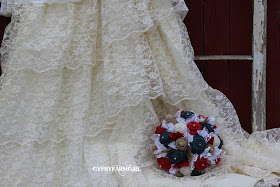 burlap and lace patriotic wedding bouquet