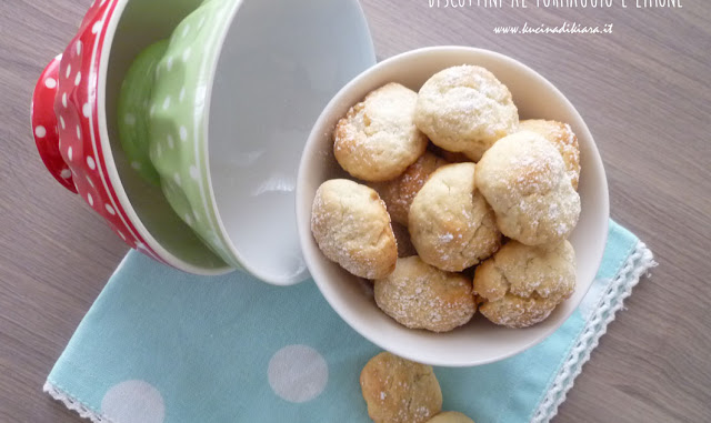 Biscottini al formaggio e limone Biscottini al formaggio e limone