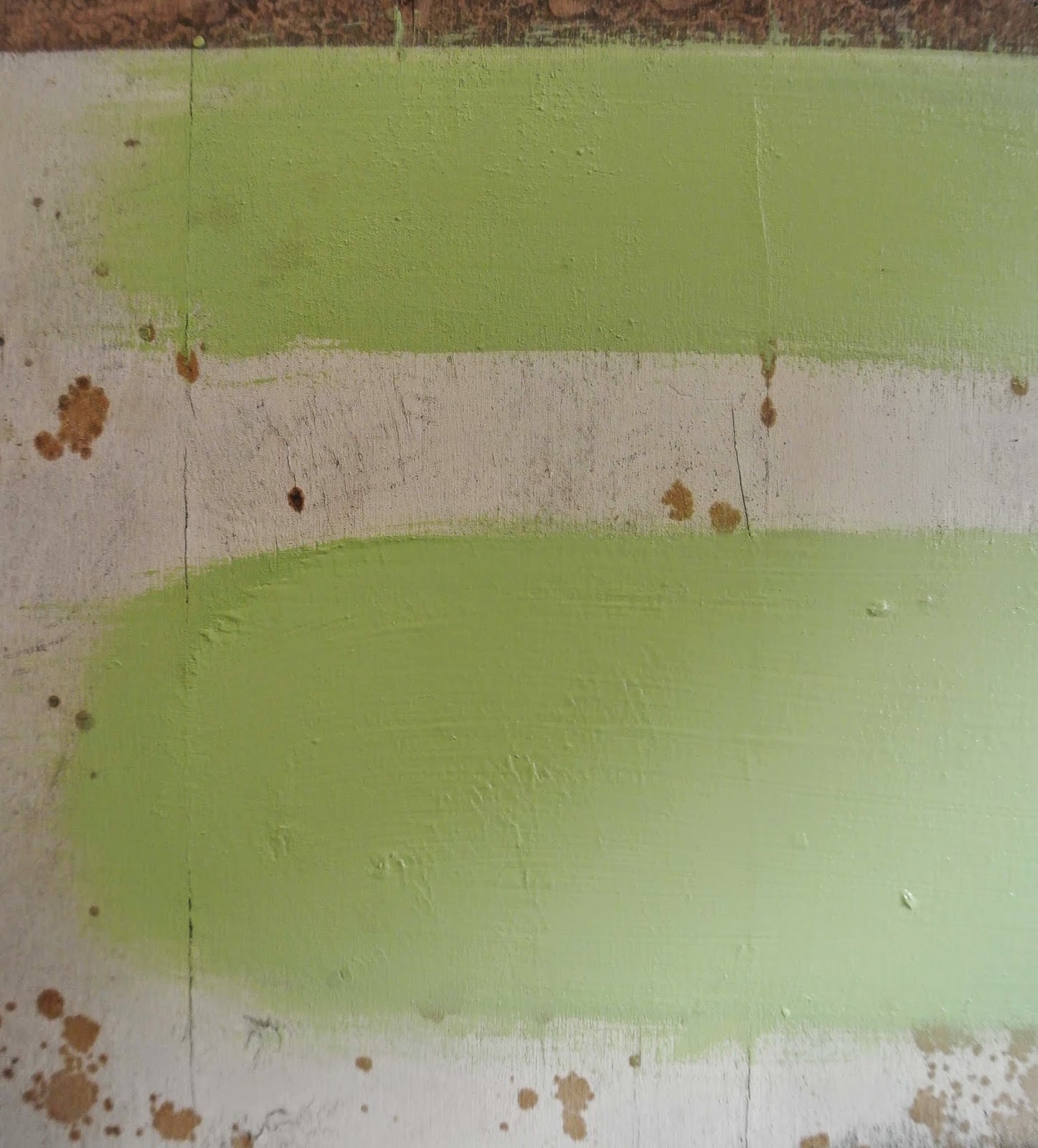 Madame Butterfly Chalky Paint Round Brush vs Flat Brush when painting