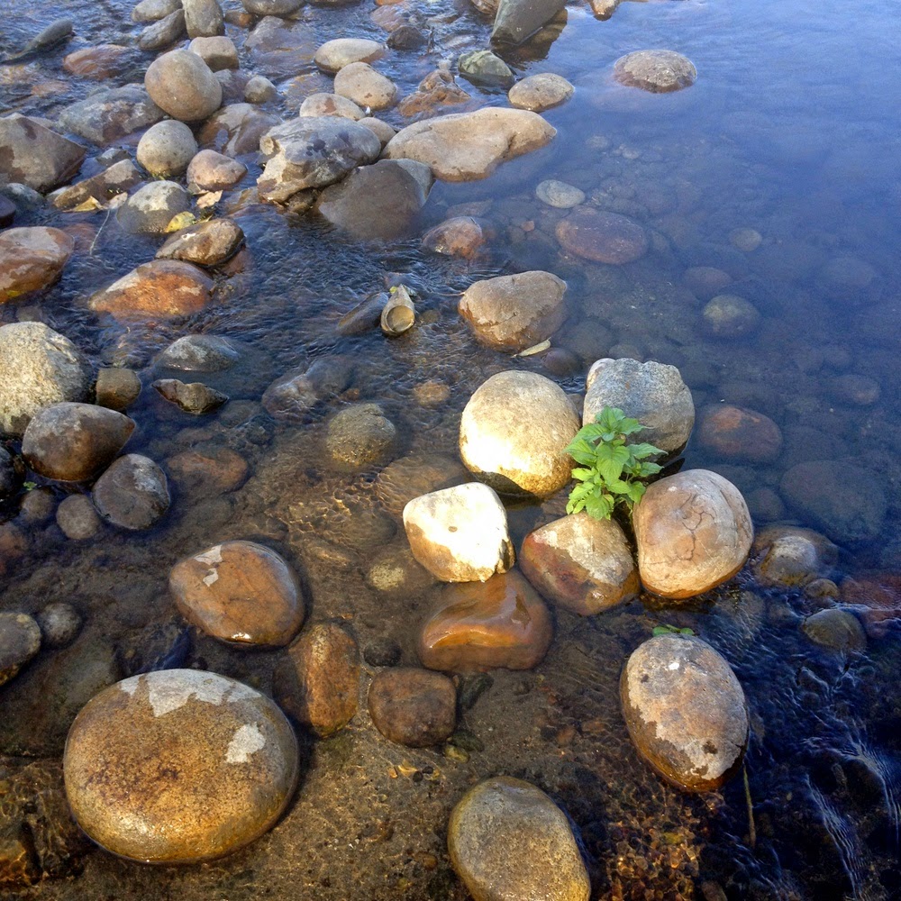Crazy Little World Of Mine: October 2014