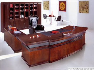 gambar Meja Kantor ruangan luas