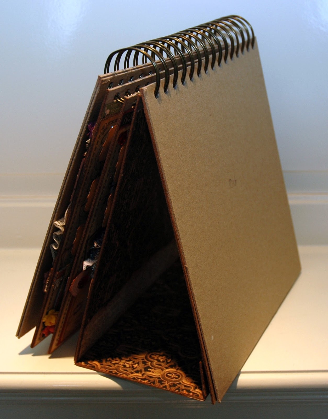 creativity-is-contagious-a-calendar-easel-and-tutorial-inspired-by