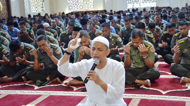 Ustadz Arifin Ilham Sambangi Istana Untuk Mengingatkan Jokowi Soal Penista Agama
