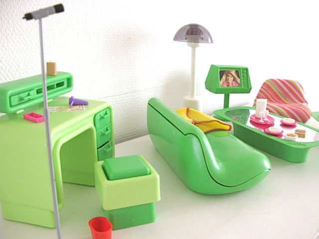 mobilier pour barbie