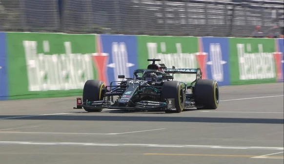 Lewis Hamilton conquista la pole del gran premio d'Italia 2020