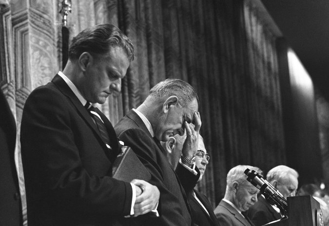 Billy Graham dengan gelar MR. CLEAN Kairos Pos