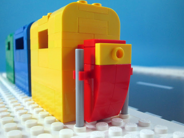 Reciclagem para todos - MOC LEGO Ecoponto Pilhas no pilhão