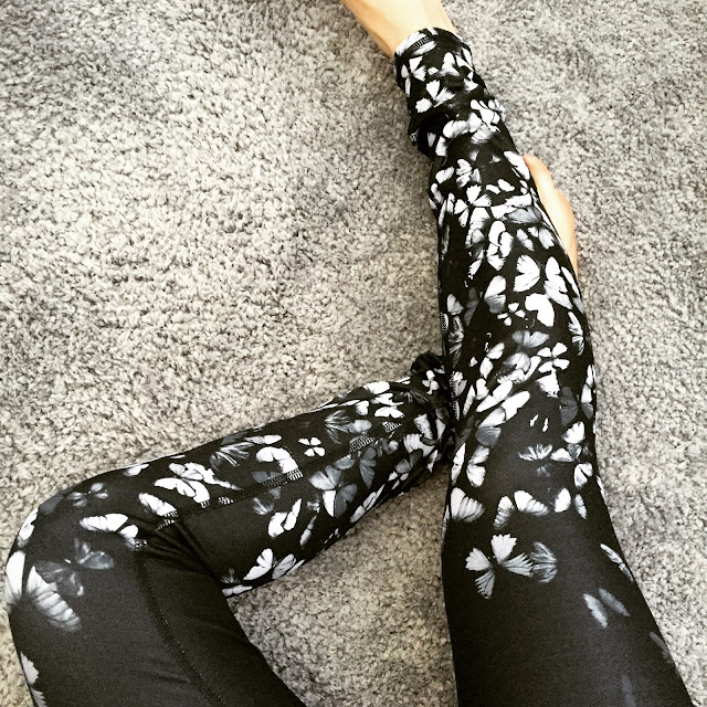 alo butterfly leggings