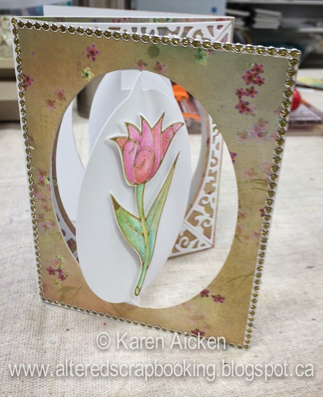 Altered Scrapbooking Tulip Oval Accordion Card