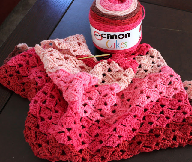 Here is what I love about this yarn: