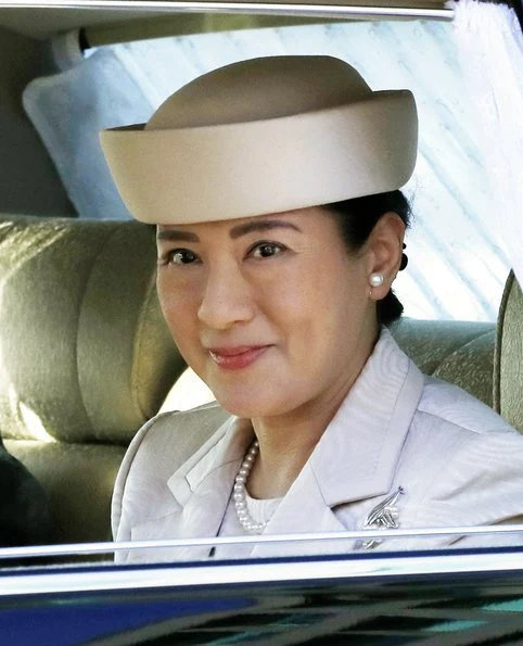 Crown Prince Naruhito, Crown Princess Masako, Emperor Akihito, Empress Michiko, Prince Akishino, Princess Kiko and Princess Hisako