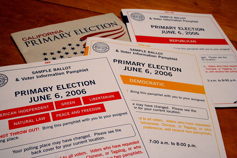 Versus what?! It's crazy! Gravity vs Pamphlet vs Beetle