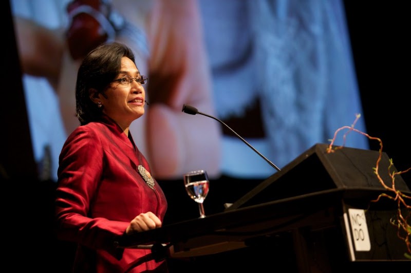 Sri Mulyani: PP THR dan Gaji ke-13 Sudah Diteken Presiden Jokowi Sri Mulyani: PP THR dan Gaji ke-13 Sudah Diteken Presiden Jokowi