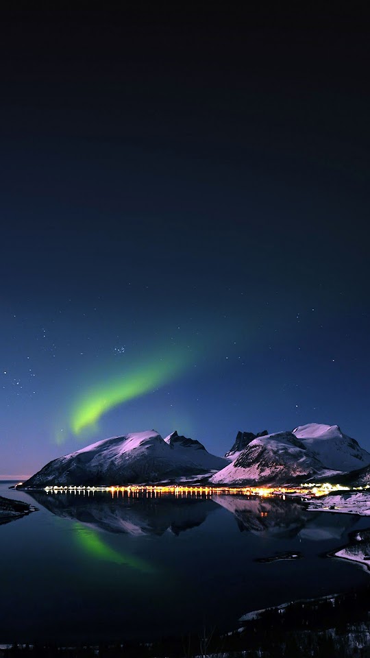 Aurora Night Snow Mountains Dock Lights  Galaxy Note HD Wallpaper