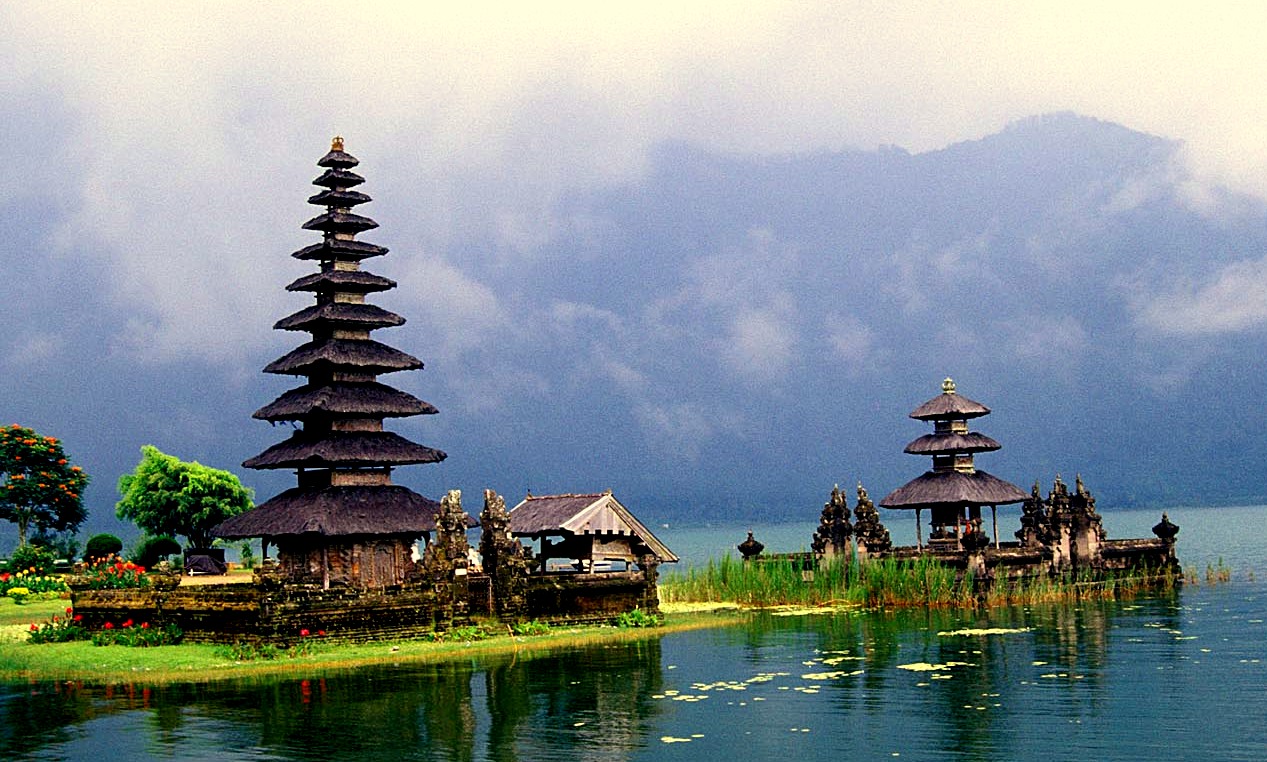 Inilah Tempat di Bali  yang Asyik Ditempuh dengan Motor Info Unik