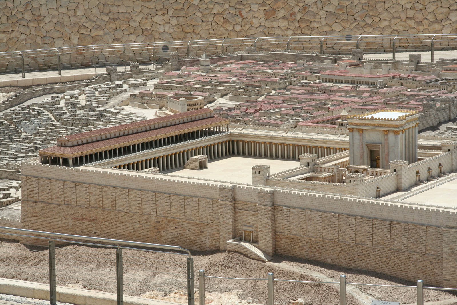 Beit Emmett: Holy Week: Monday