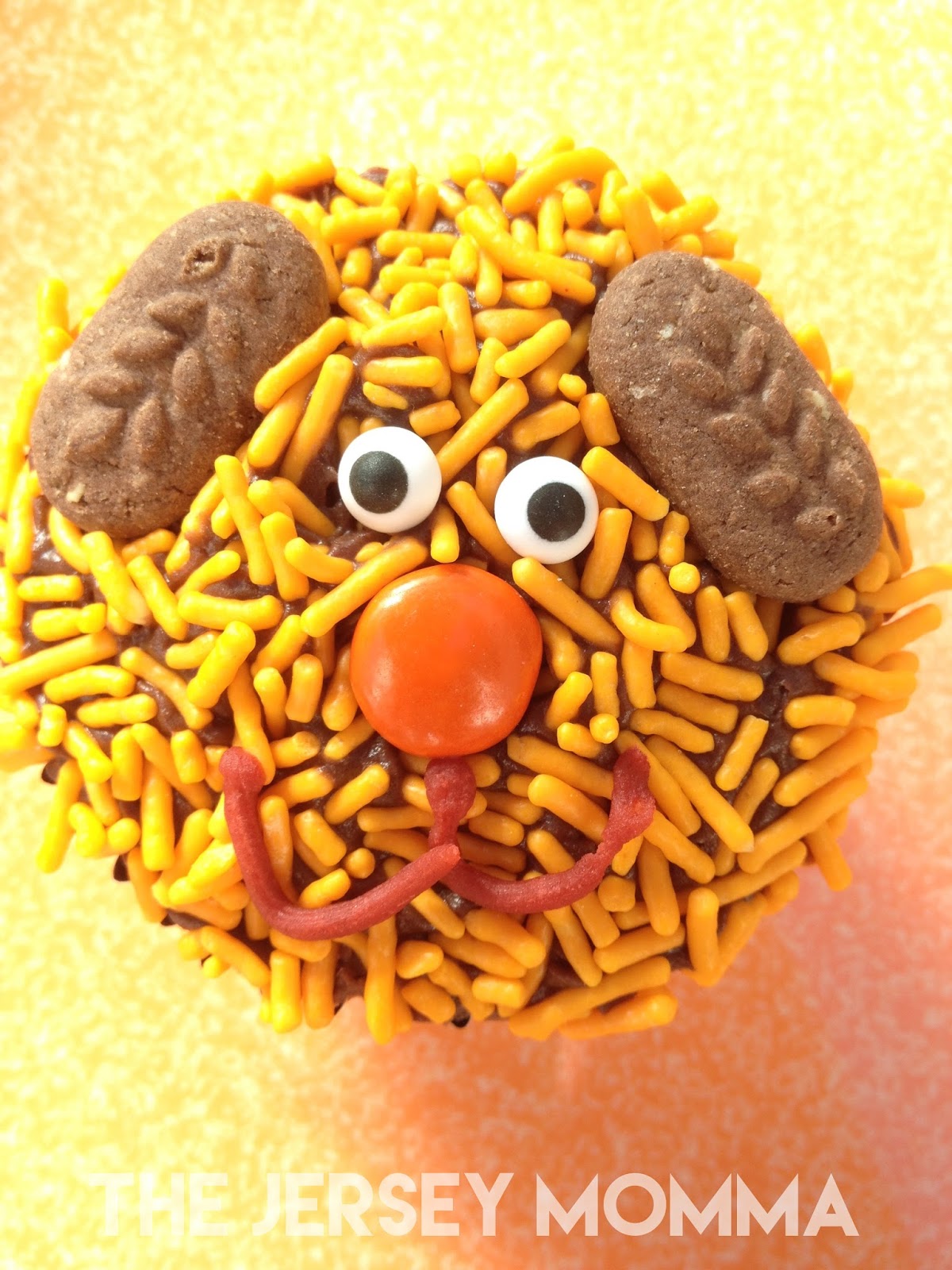 Picture Book Month: Making Pupcakes Doggy Cupcakes | The Jersey Momma