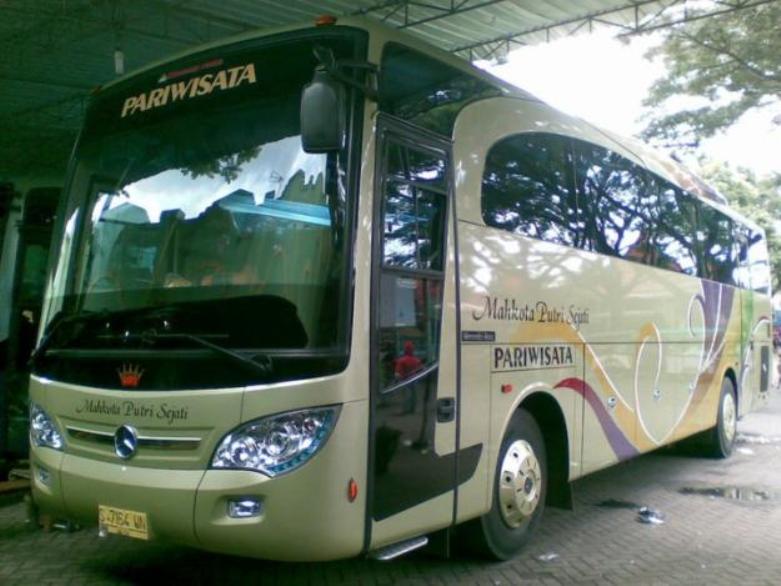Jelajah Negeri Tanpa Menguras Kantong: Panduan Memilih Bus Pariwisata Harga Murah