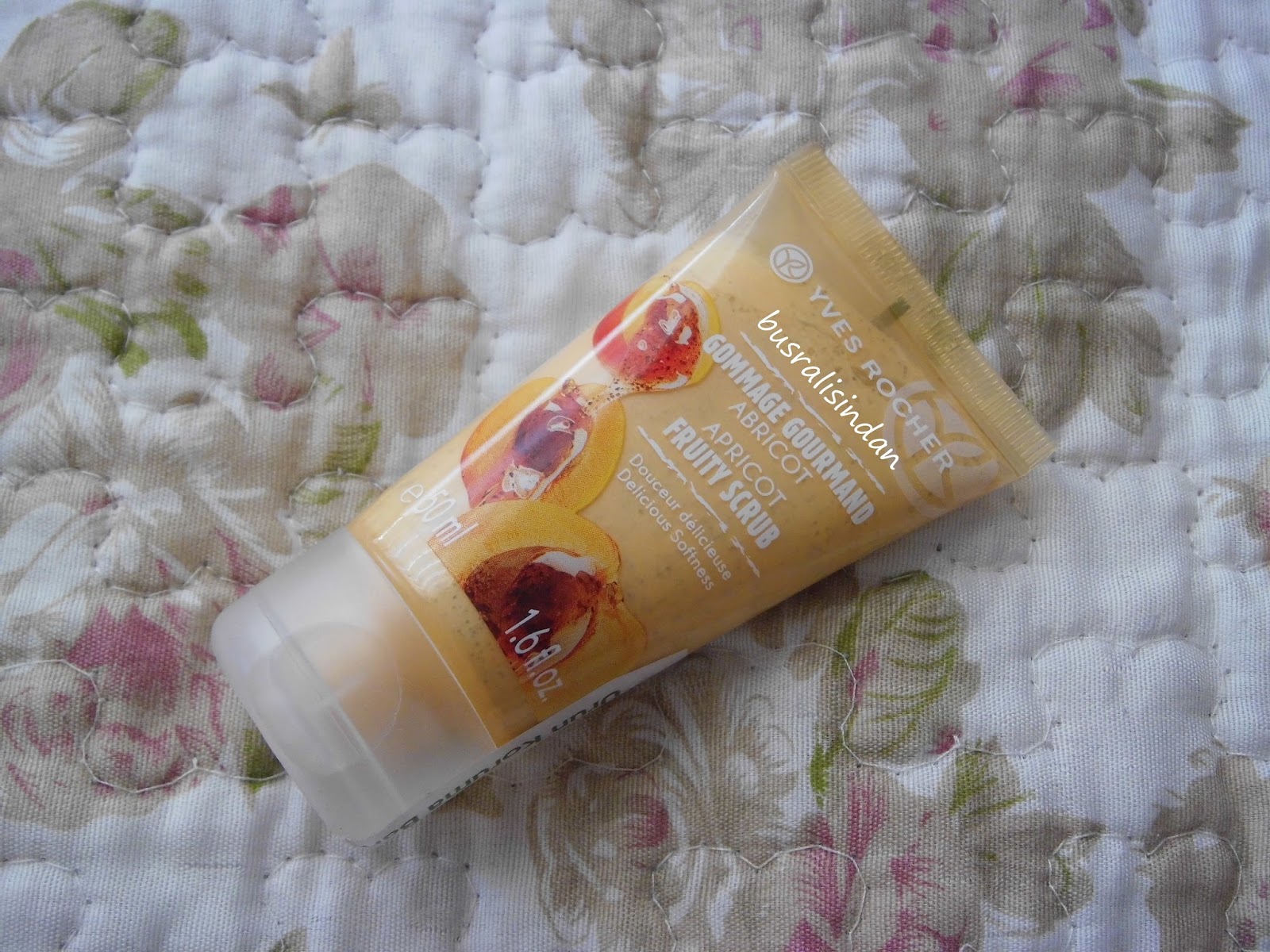 Роше пилинг. Ив роше пилинг для лица серум вежеталь. Пилинг ив роше. Пилинг ив роше. Ив роше пилинг скраб для лица.