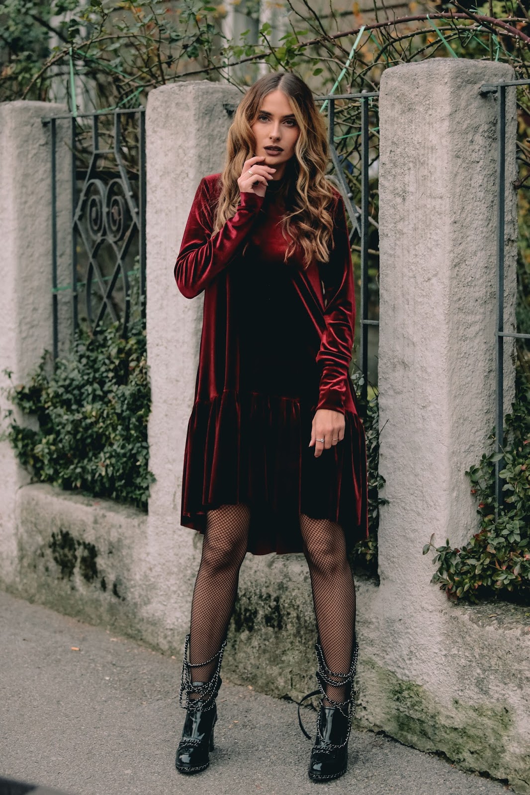 Two velvets THE PILE OF STYLE