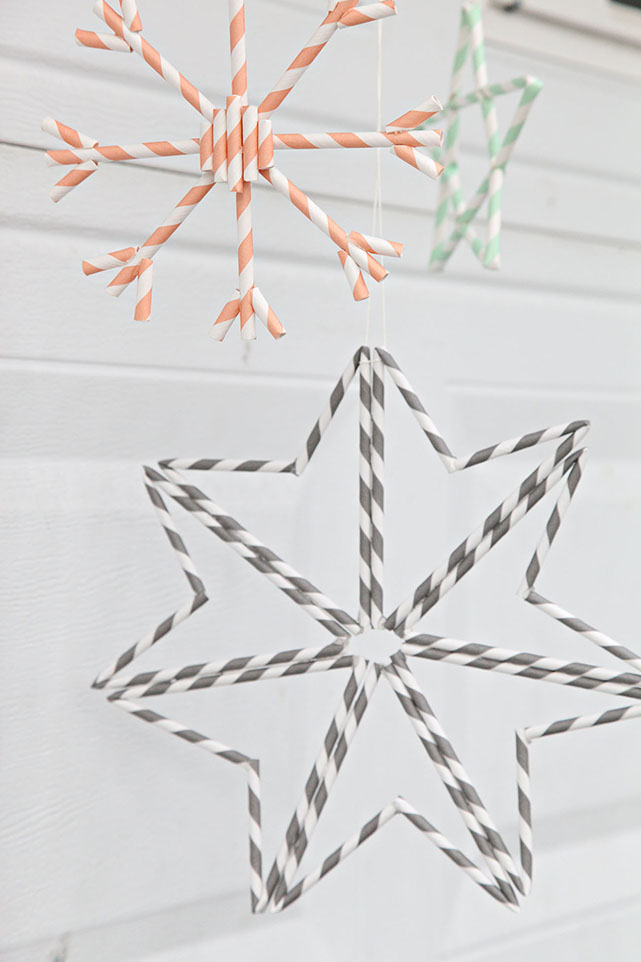 Paper Straw Snowflake Craft - I Heart Crafty Things