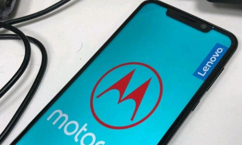 Motorola One Ortaya Çıktı