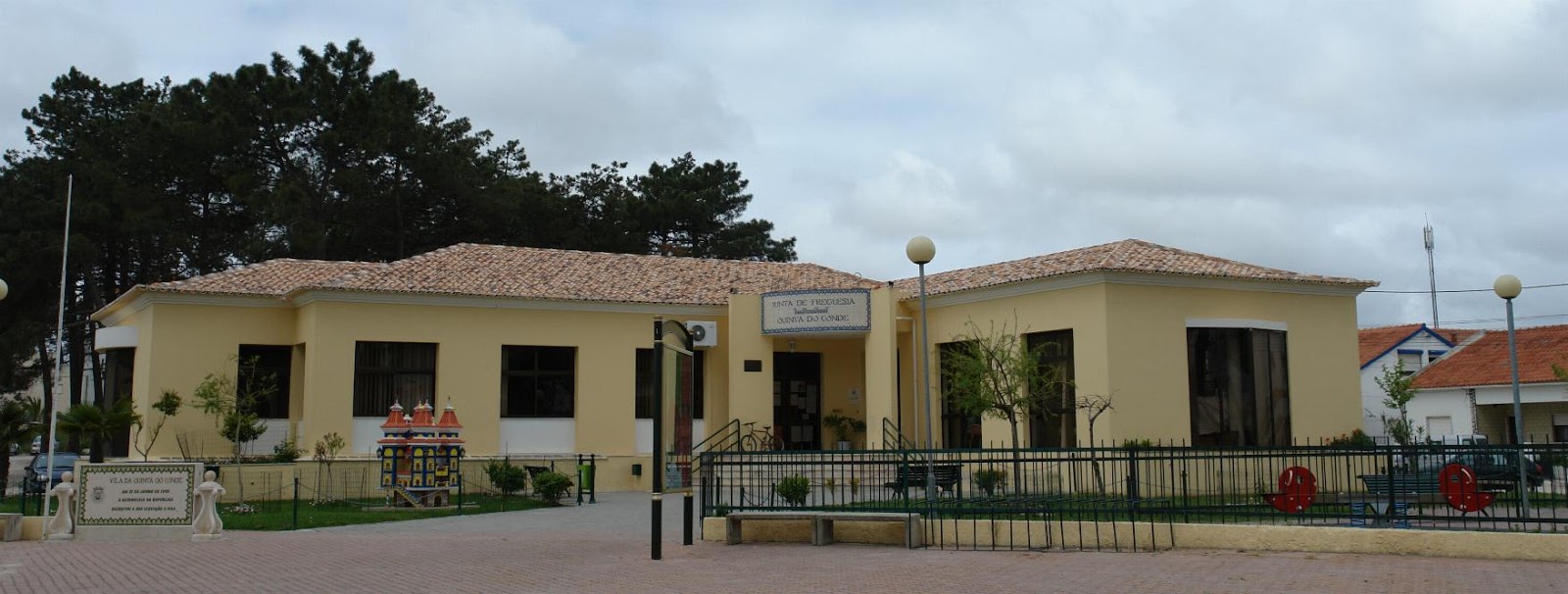 JUNTA DE FREGUESIA DA QUINTA DO CONDE ESTÁ A RECRUTAR!