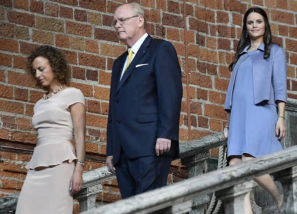 Pregnant Princess Sofia Hellqvist Style. Princess Sofia Hellqvist attended the Sophiahemmet's 2017 graduation ceremony at Stockholm City Hall