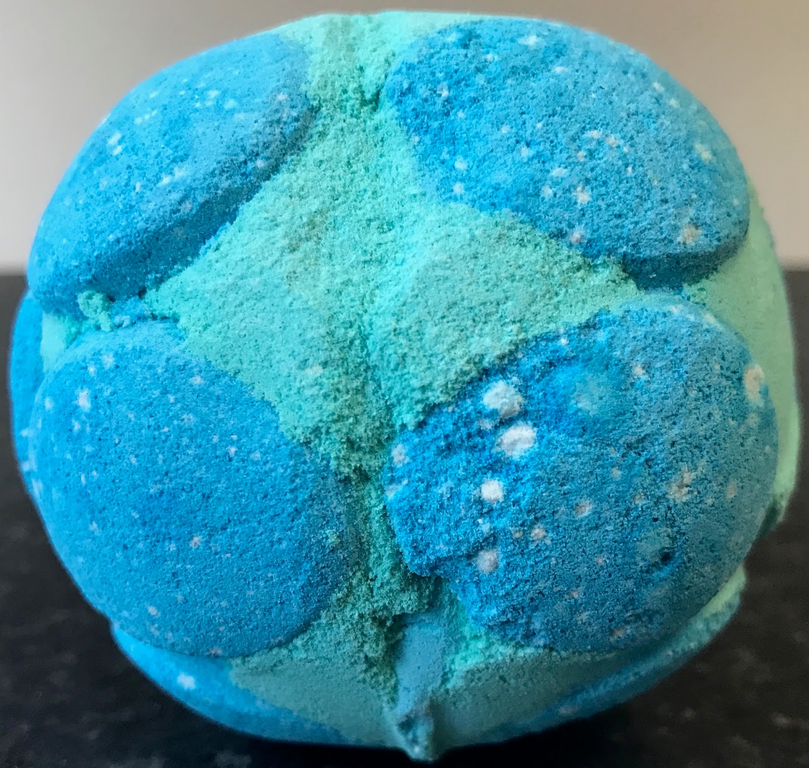 All Things Lush UK Big Sleep Jelly Bath Bomb