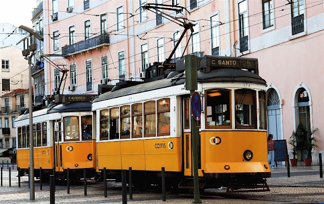 Voltagem e tomada utilizada em Lisboa Voltagem e tomada utilizada em Lisboa