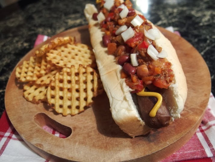 Reez's Gap Year The Things I Deem Bloggable Vegan chili dog & waffle