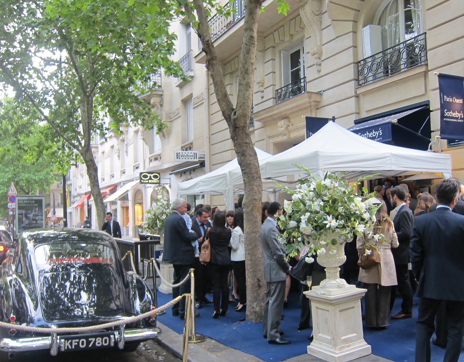 INTERNATIONAL LUXURY CONSULTING SOTHEBY'S ALEXANDER V.G GRAFT PDG