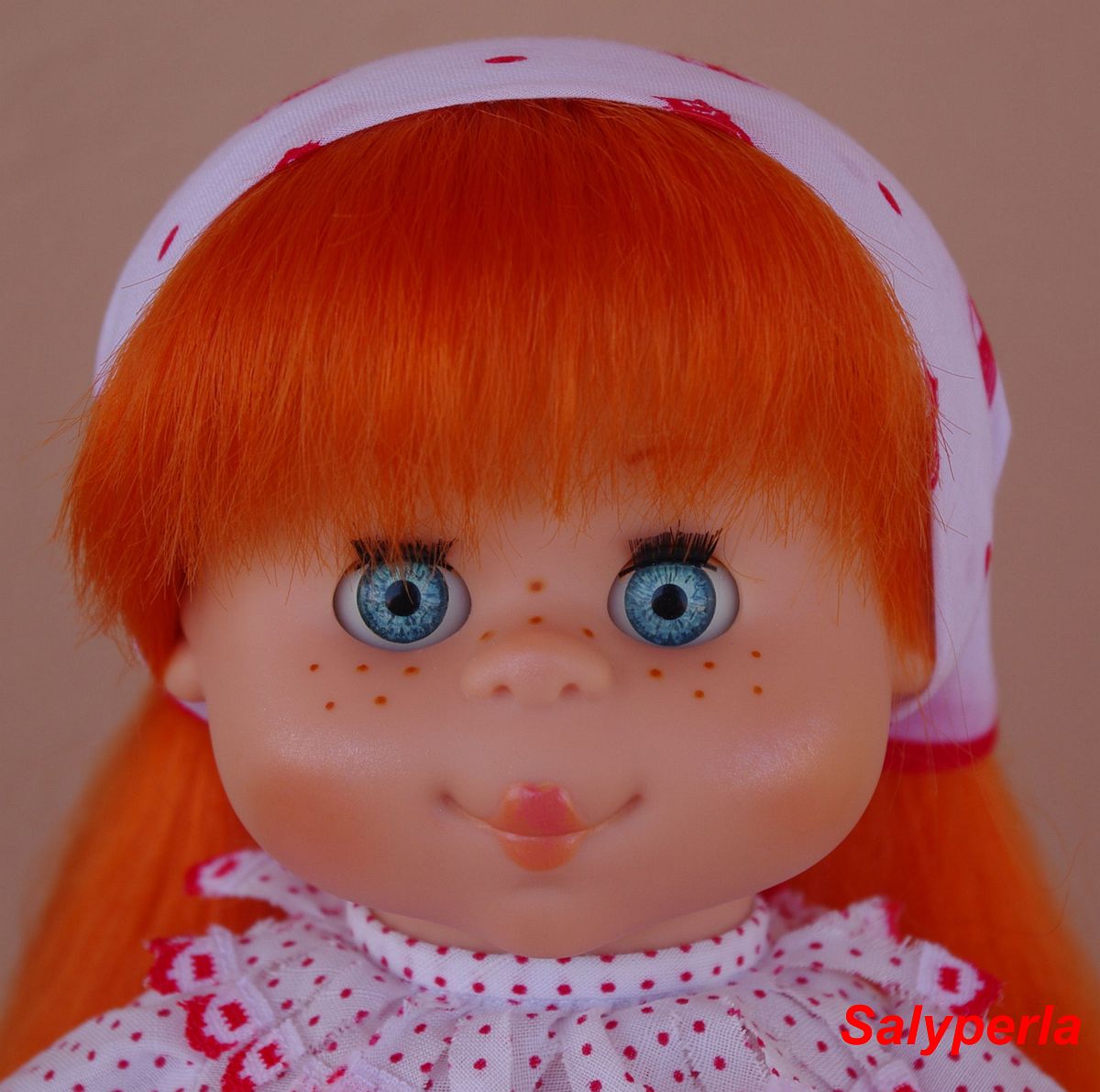 Las Muñecas de Salyperla: Novedad del día: Muñeca "Pocas Pecas" de Feber