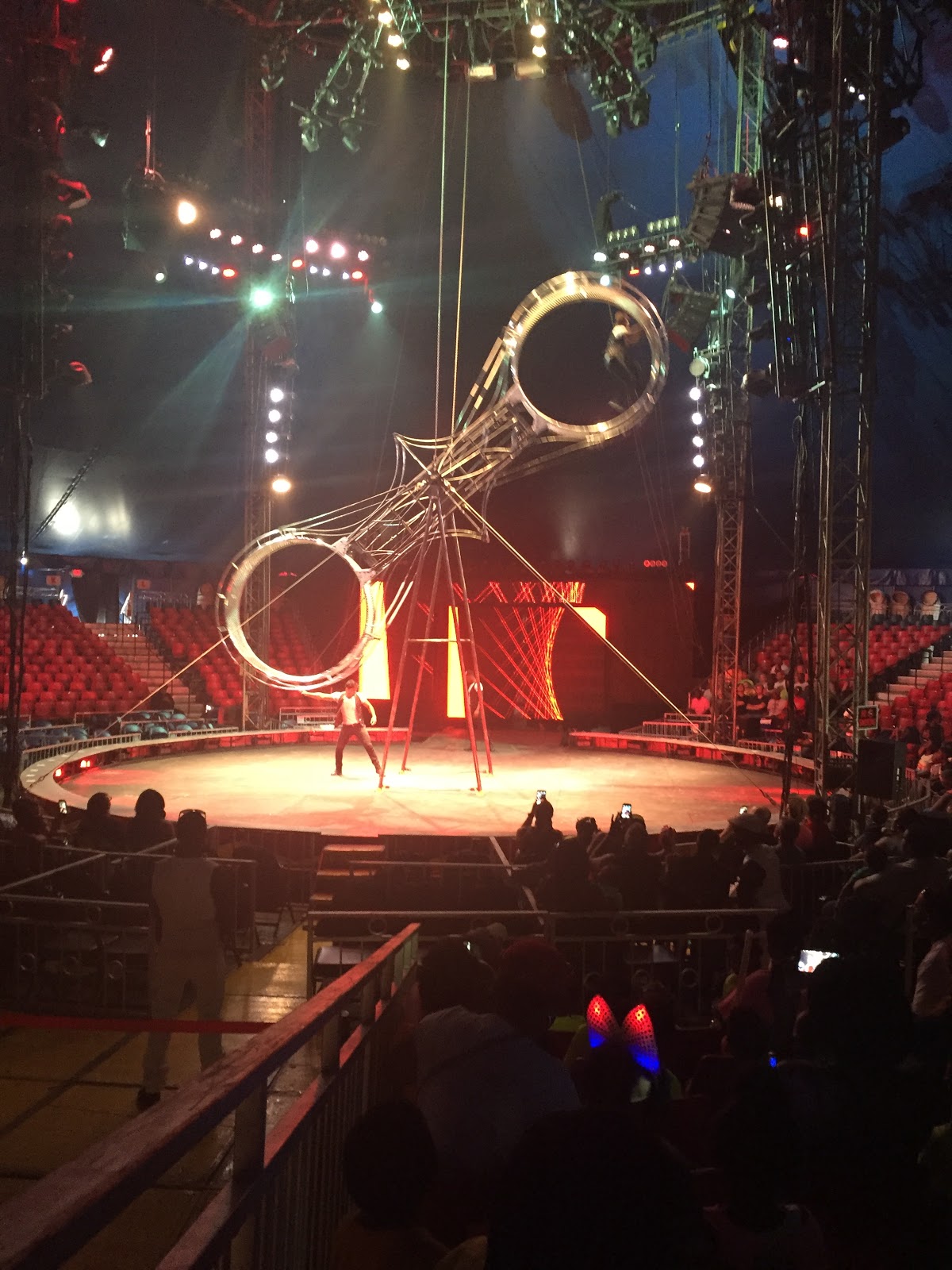 UniverSoul Circus St. Louis And Hattie Makes Three