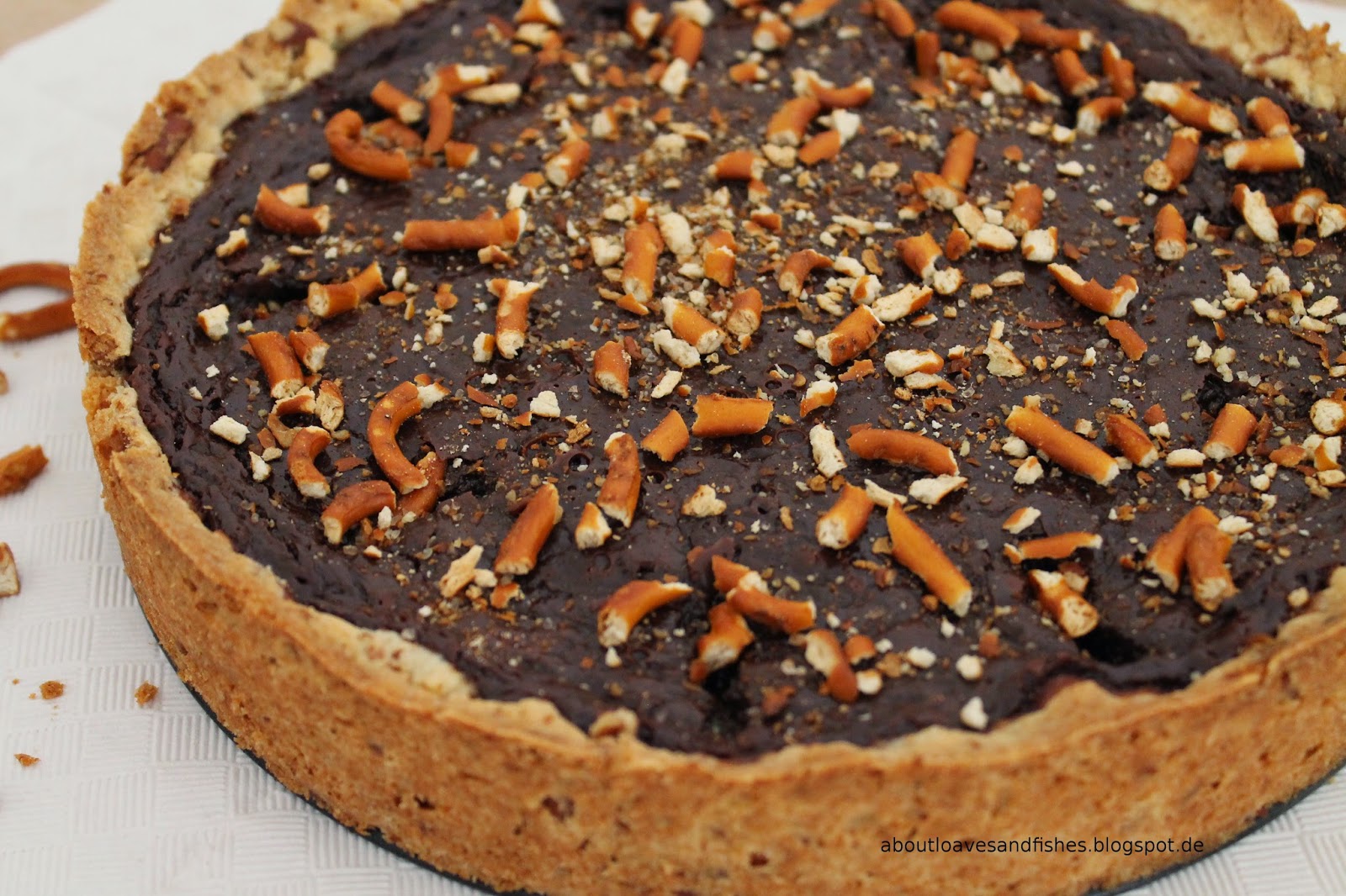 About Loaves and Fishes: Schokoladentarte mit Salzbrezeln