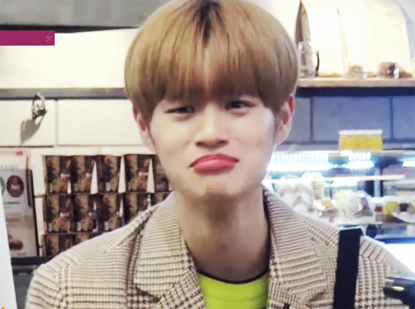 P20190419_013001269_715A9956-1818-4108-8