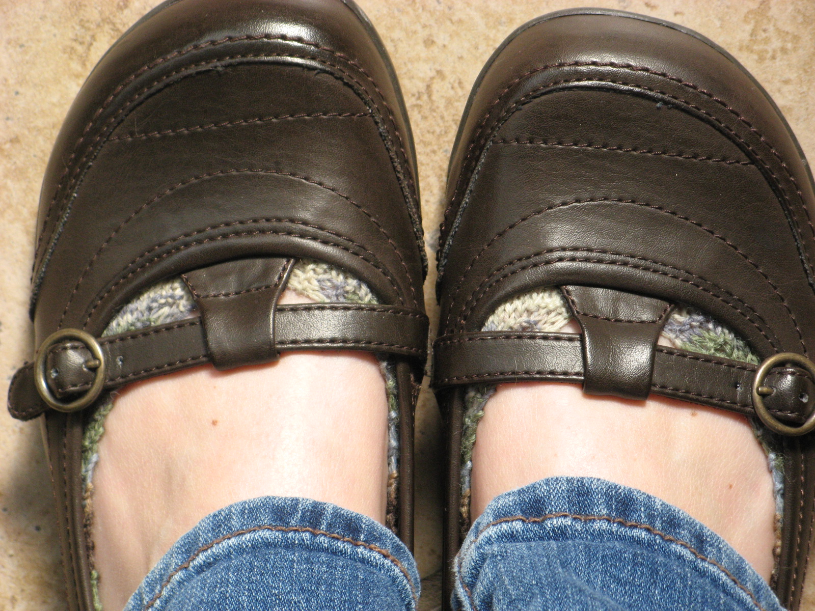 Knitting in my Backyarn: Little socks