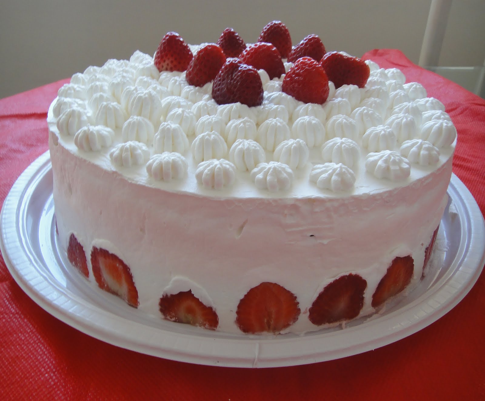 Torta de Morango VIP CUPCAKES &