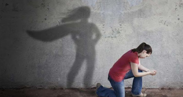 Πώς οι ψυχολογικά δυνατοί άνθρωποι αντιμετωπίζουν την αποτυχία