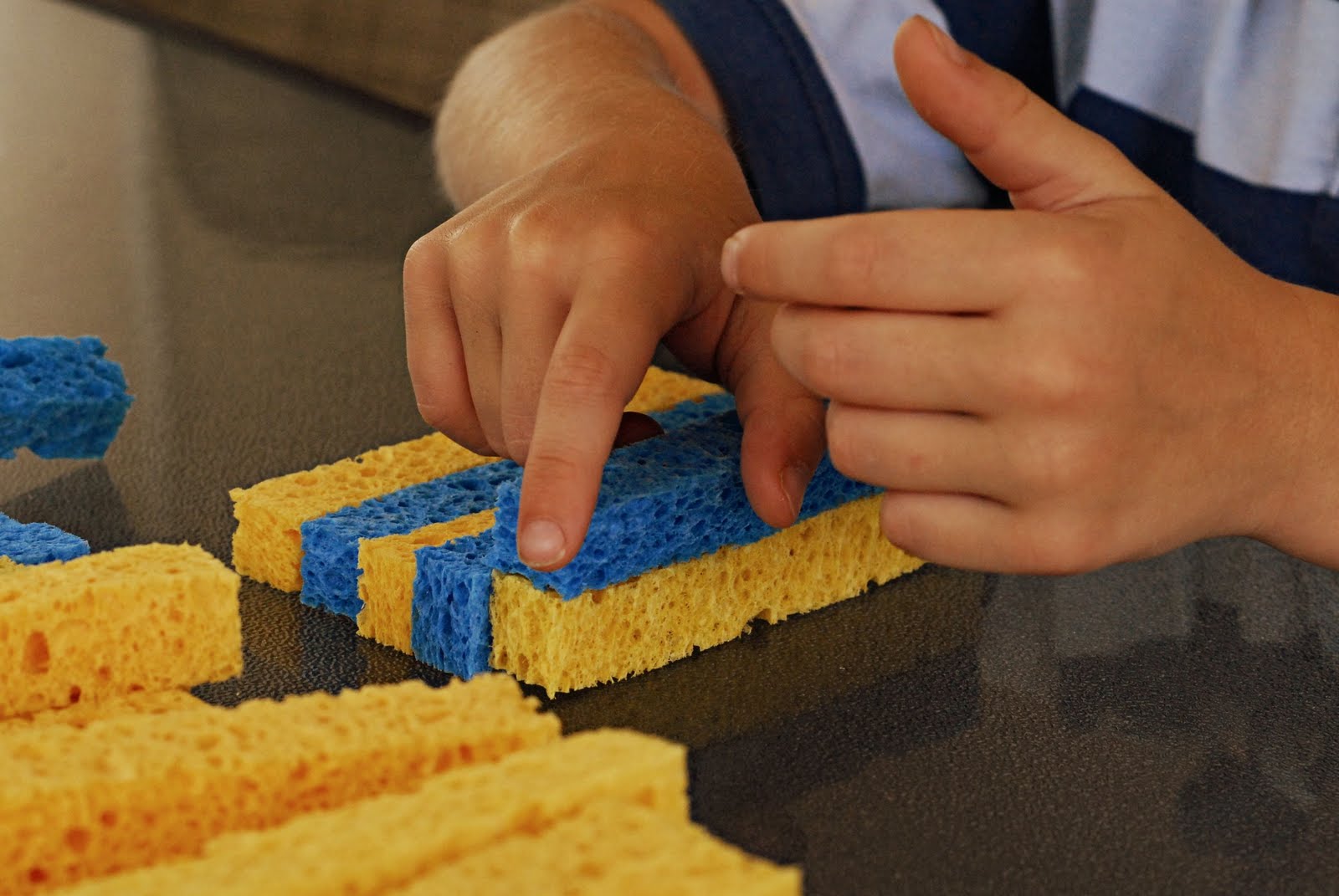 kristy.makes diy sponge balls