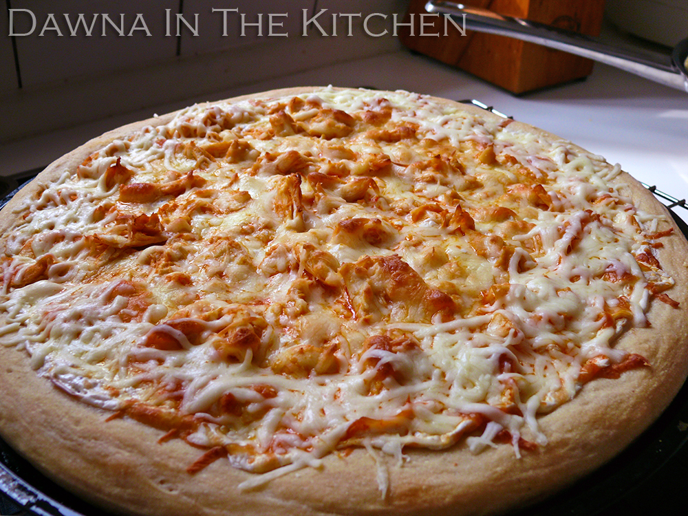 Dawna in the Kitchen Buffalo Chicken Pizza