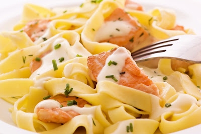 Pappardelle al salmone e crema di porri